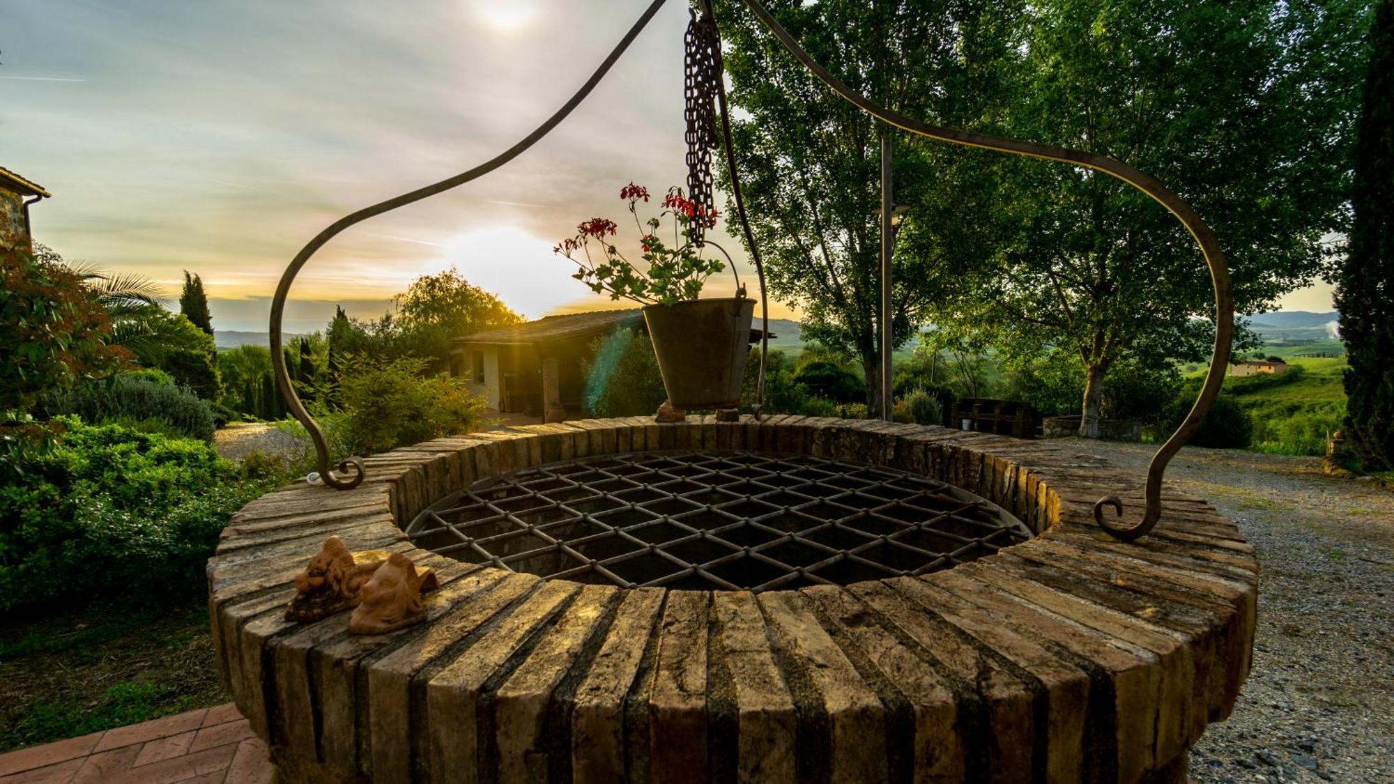 Agriturismo Lucertola Montecatini Val di Cecina Kültér fotó
