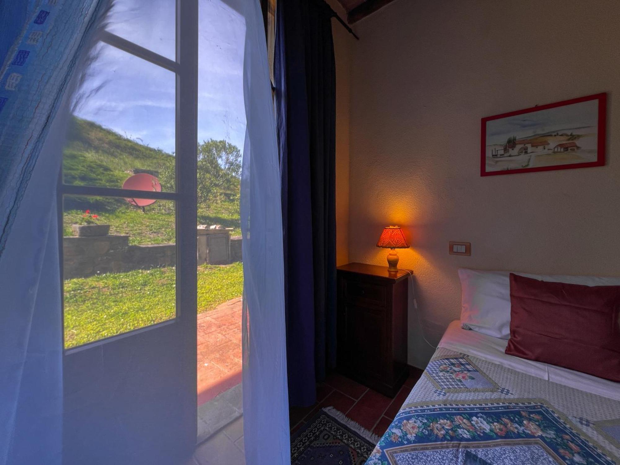 Agriturismo Lucertola Montecatini Val di Cecina Szoba fotó