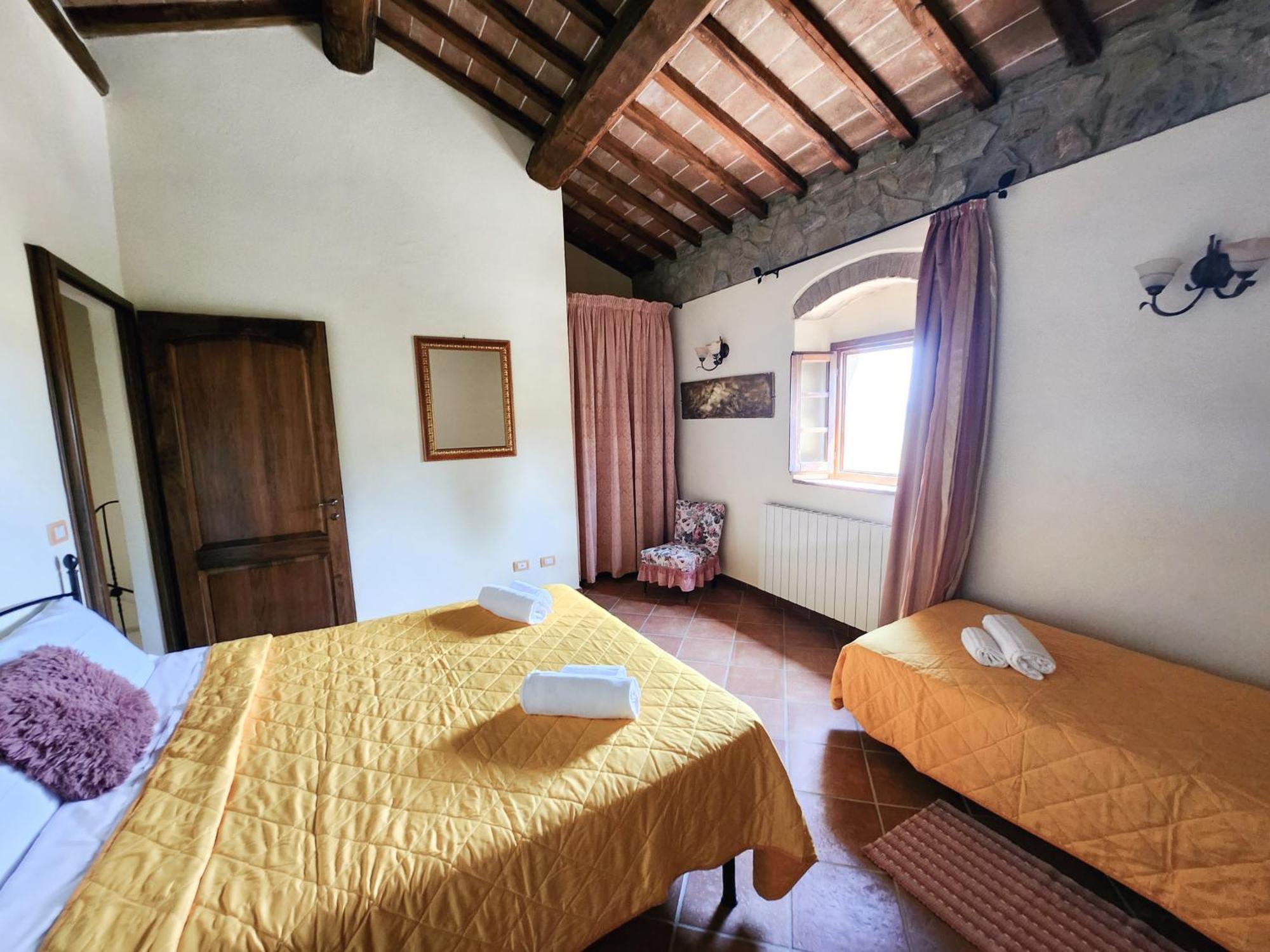 Agriturismo Lucertola Montecatini Val di Cecina Szoba fotó